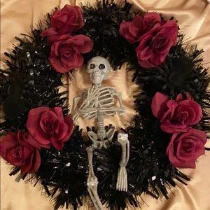 Hallowed wreath